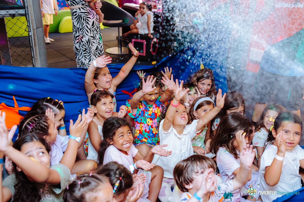 Aniversário Infantil no Anima Som Via Parque – Fotografia Profissional dos 7 anos da Giovanna
