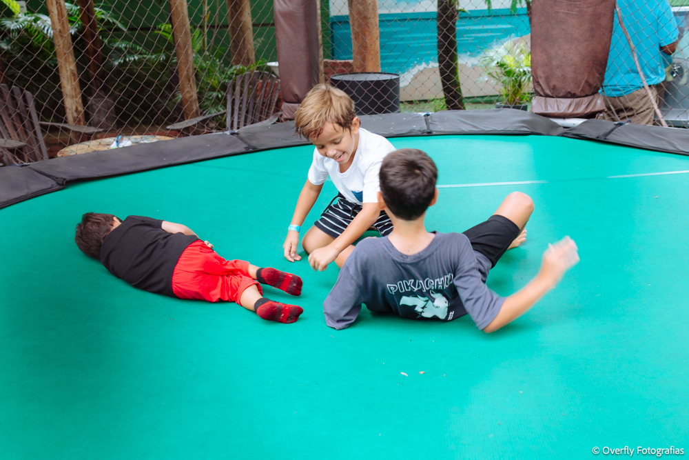 crianças brincando festa infantil Casa Festa e Aventura