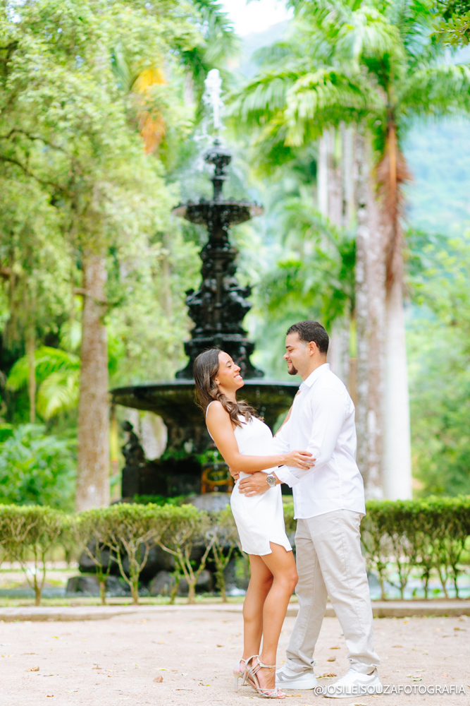 Ensaio pré-wedding no Jardim Botânico RJ de Laura e Matheus