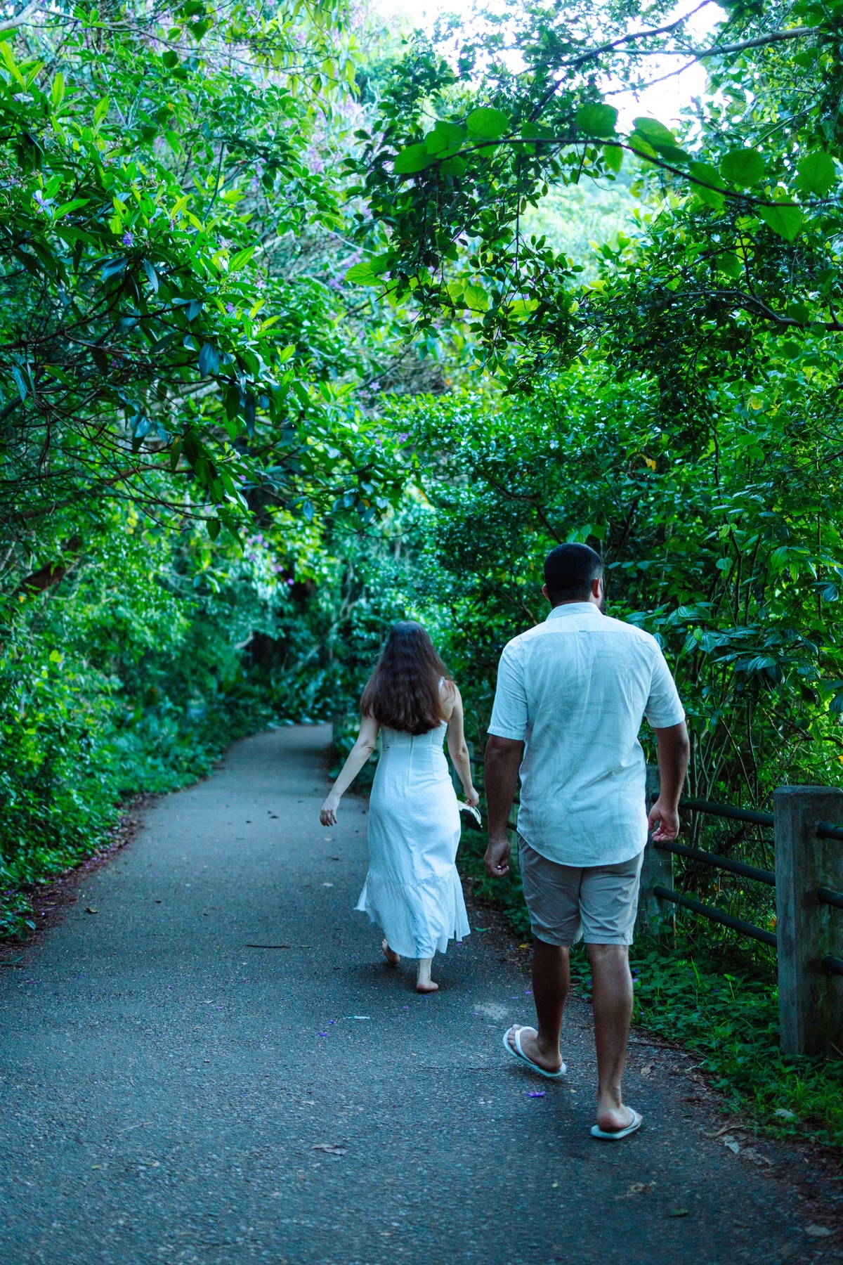 Pré wedding no Rio de Janeiro com fotógrafo profissional — ensaio ao nascer do sol na Praia Vermelha.