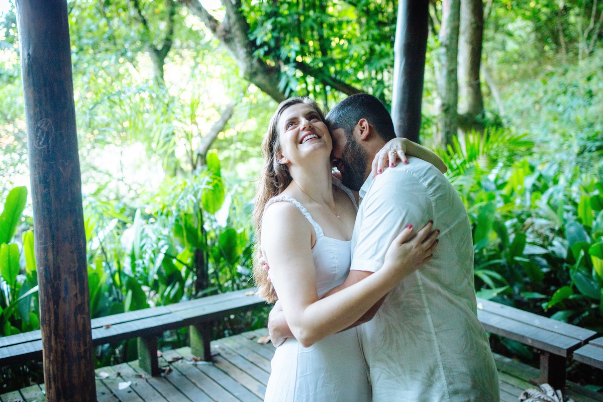 Ensaio de casal na Urca com fotógrafo especializado em pré wedding no Rio de Janeiro.