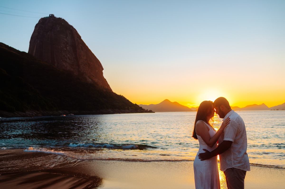 Ensaio ao nascer do sol na Praia Vermelha