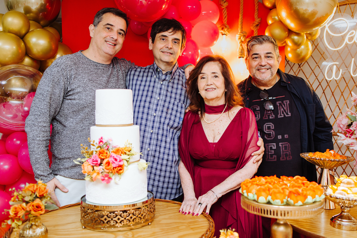 Decoração de aniversário adulto em Niterói.