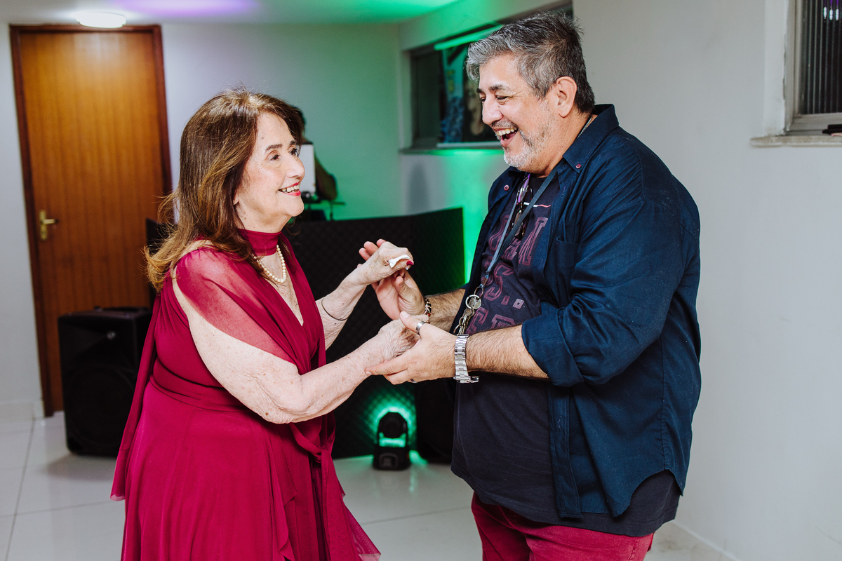 Fotografia profissional de aniversário de 83 anos em Niterói.