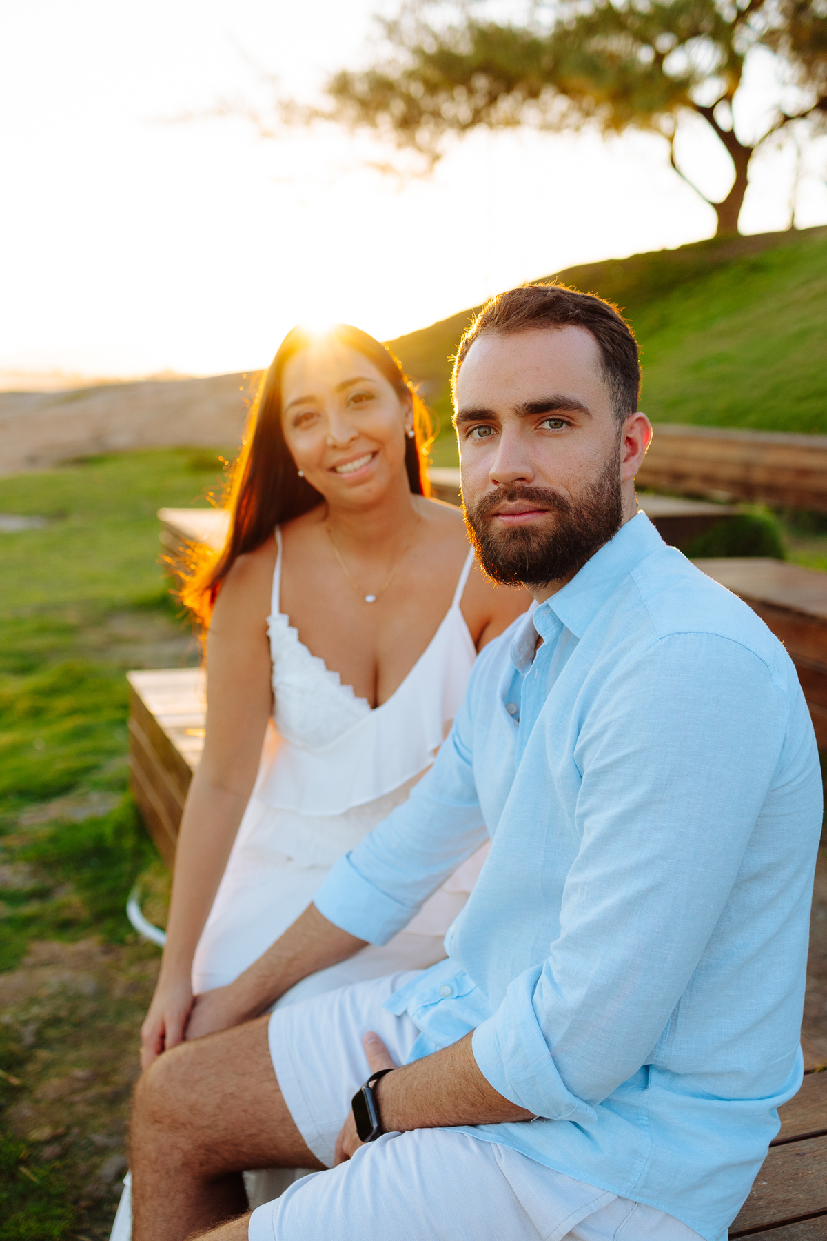 Confira o ensaio pré-wedding de Camila e Gabriel em Saquarema. Um casal de São Paulo que aproveitou a viagem para registrar momentos inesquecíveis na praia.