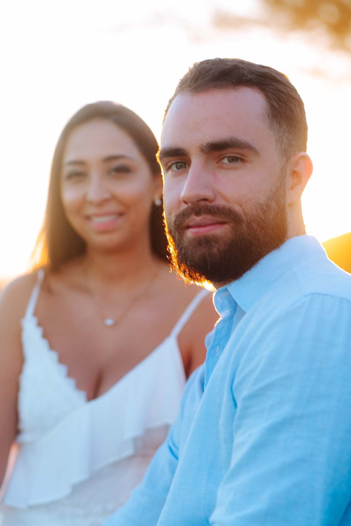 Confira o ensaio pré-wedding de Camila e Gabriel em Saquarema. Um casal de São Paulo que aproveitou a viagem para registrar momentos inesquecíveis na praia.