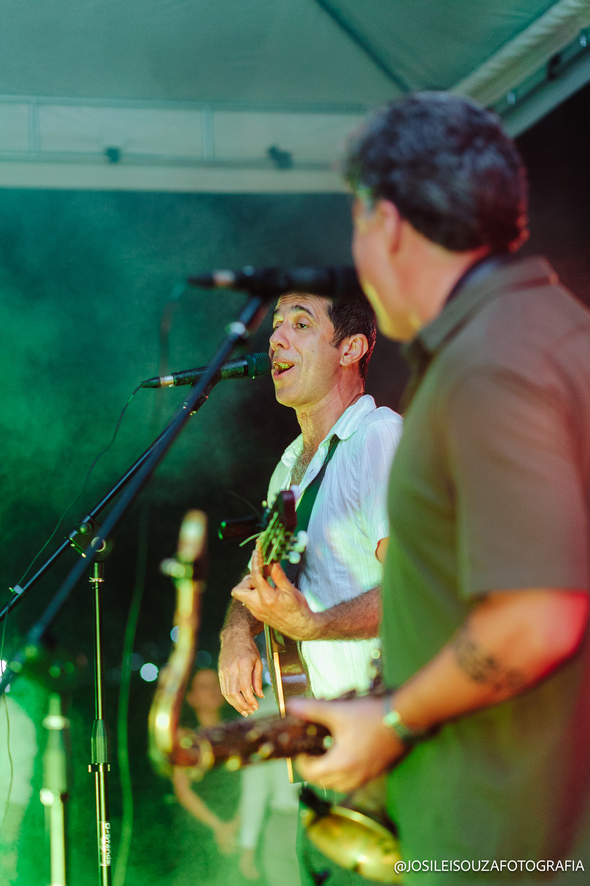 festa com banda ao vivo Niterói