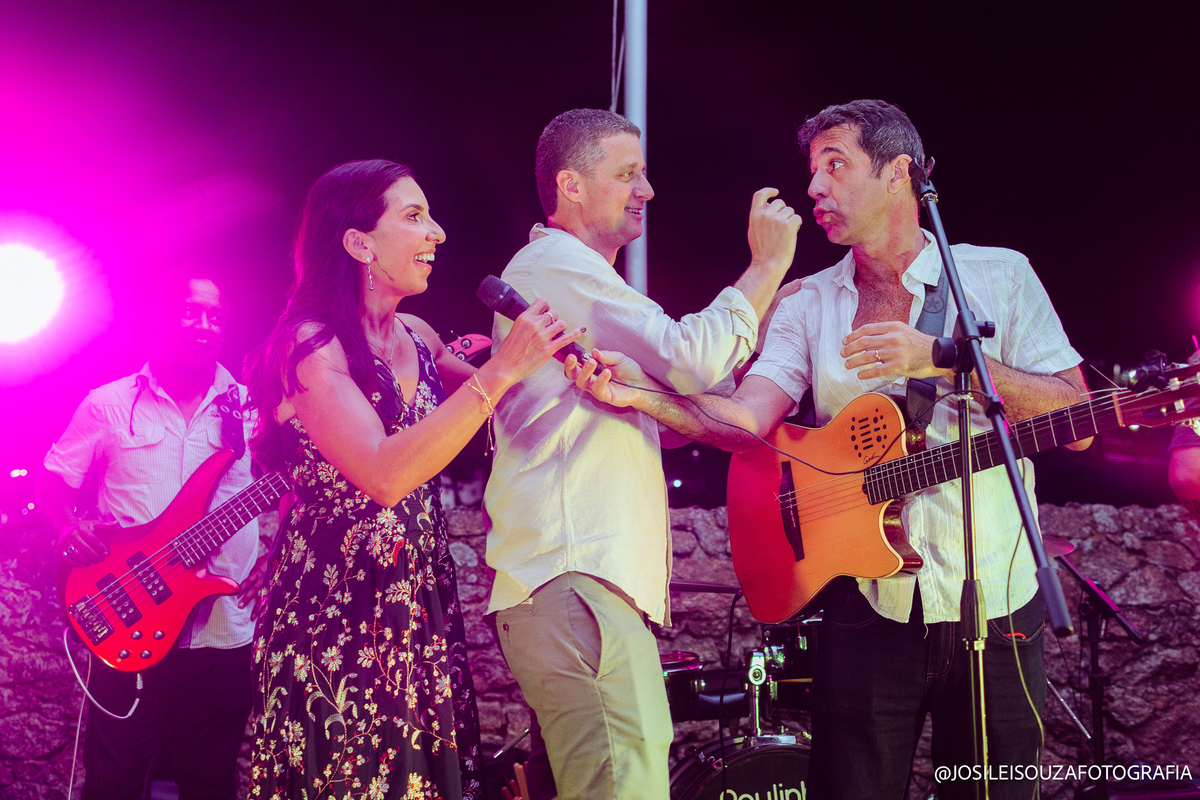 Clarisse com os filhos durante aniversário de 50 anos