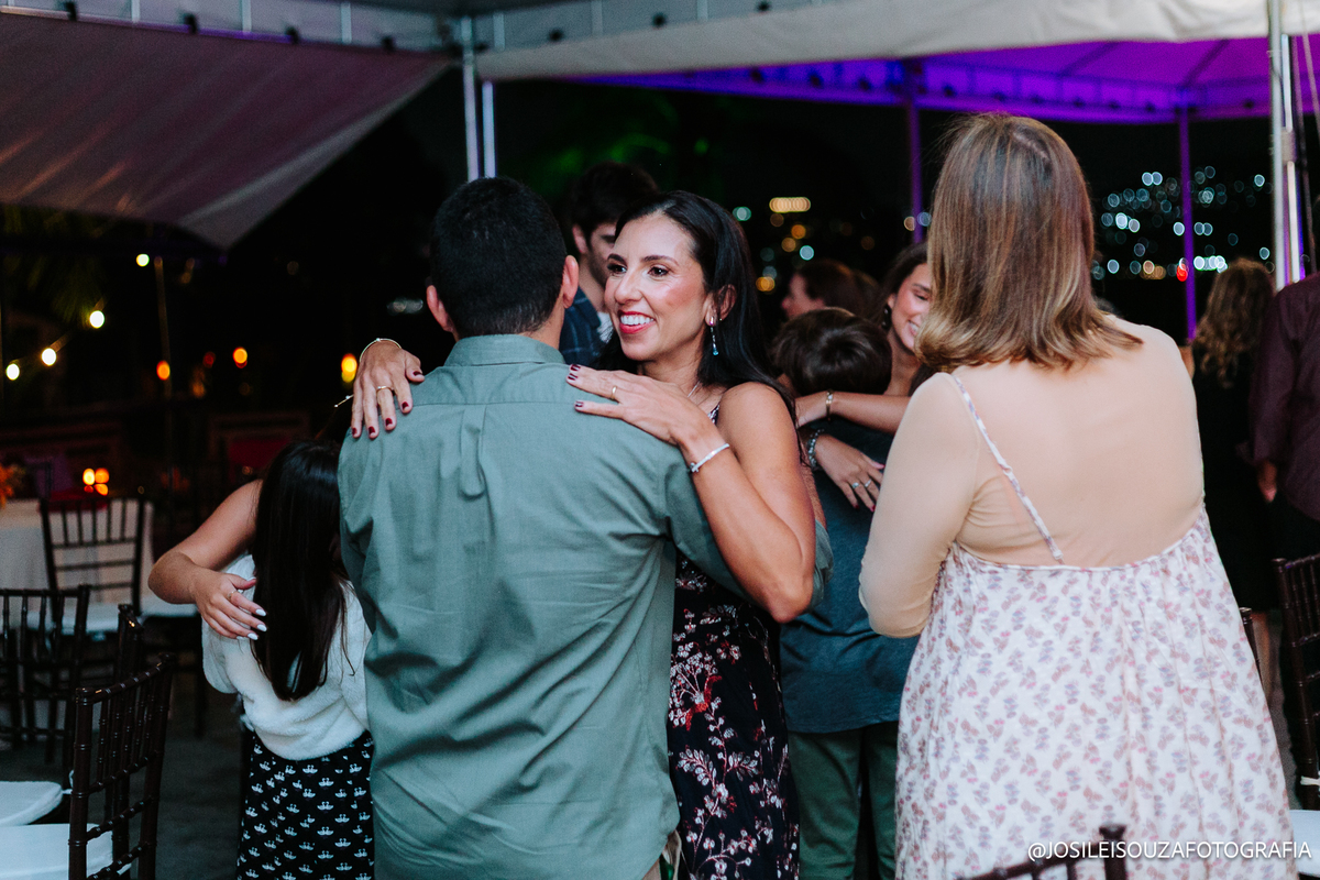 Banda ao vivo no aniversário de 50 anos em Niterói