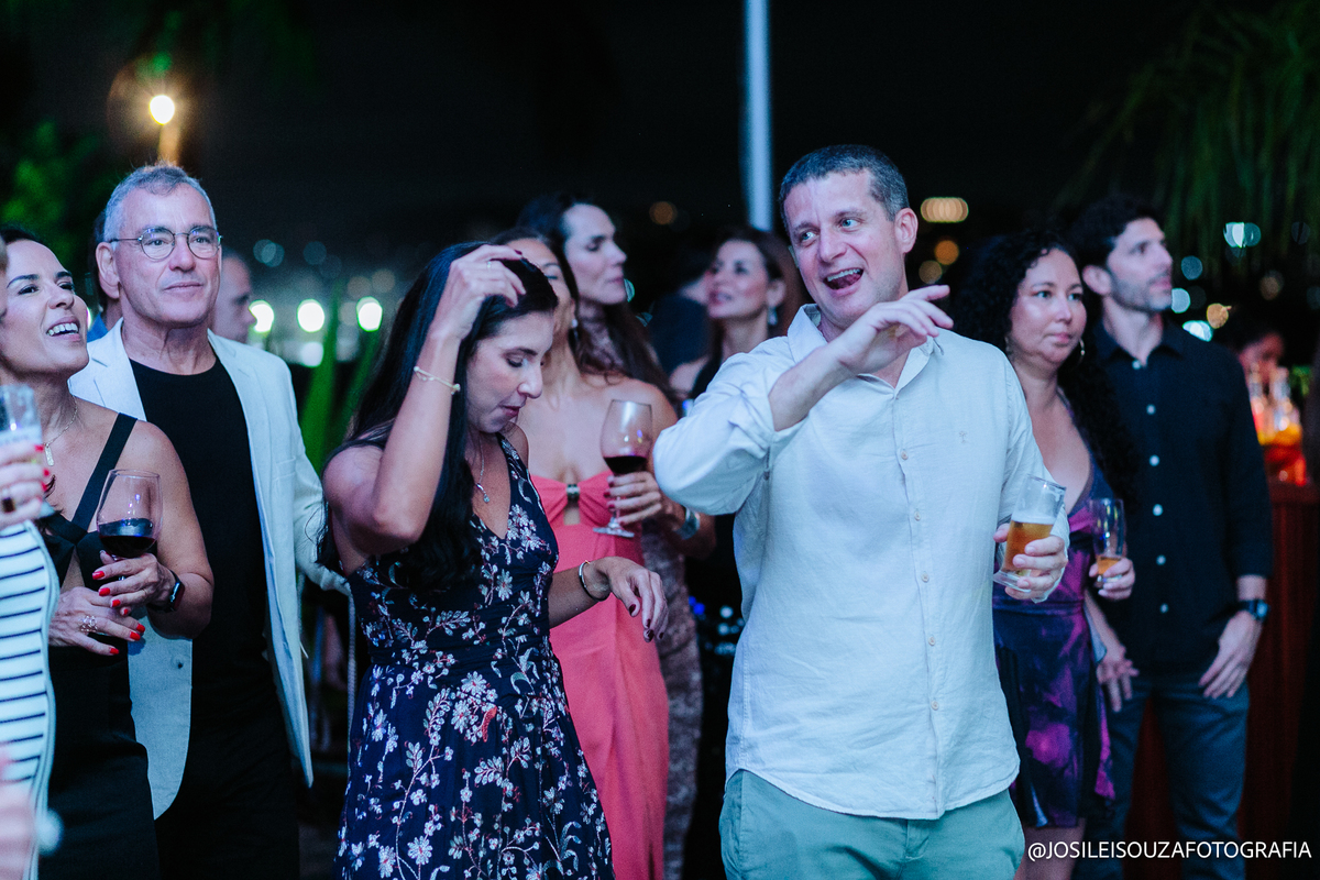 festa com banda ao vivo Niterói
