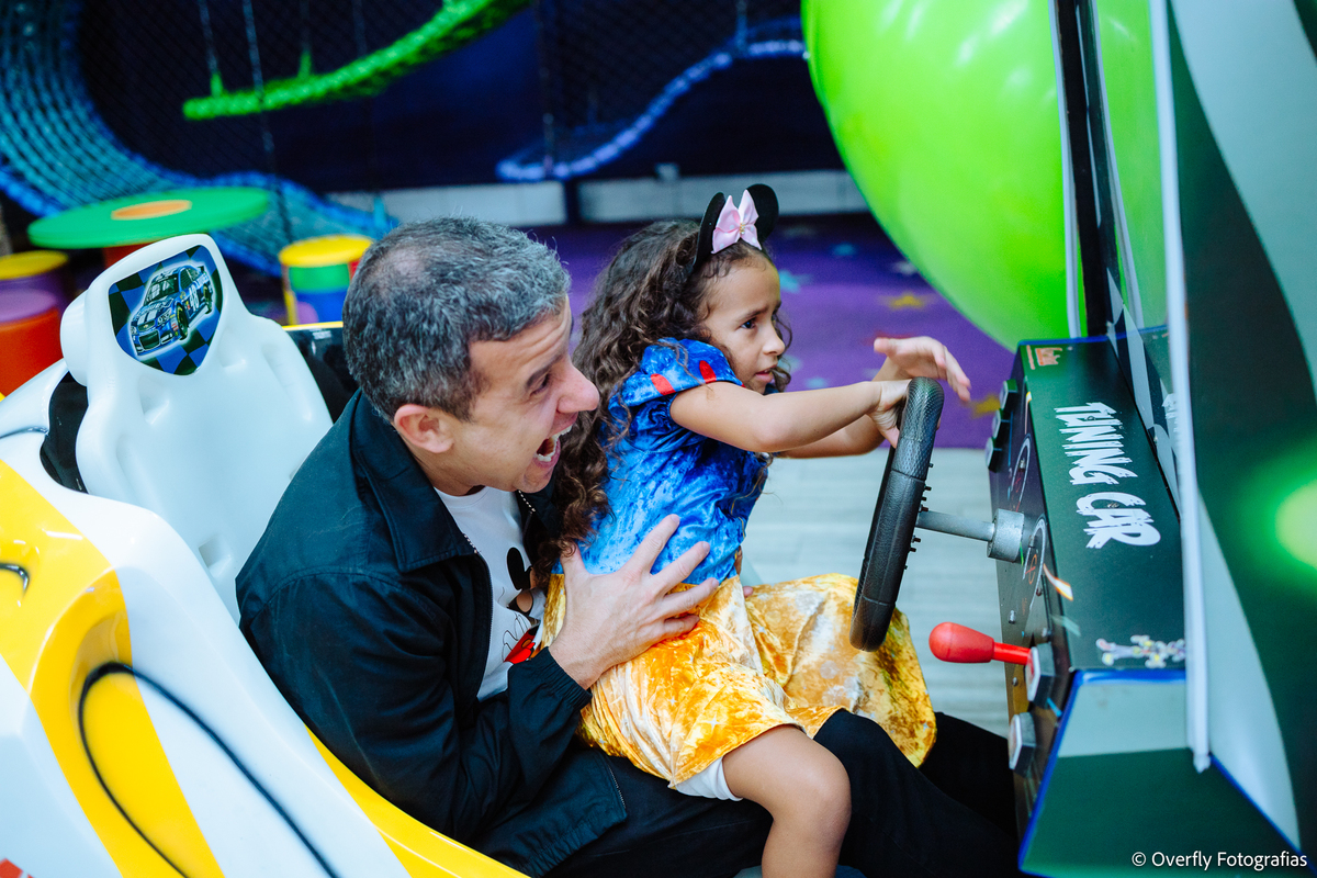 Aniversário de 6 anos da Clara com tema Minnie em Niterói
