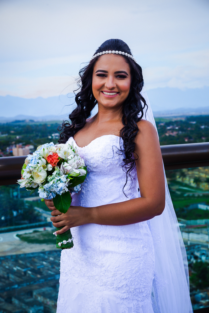 Making Of da Noiva no Hotel Promenade em Itaboraí e Casamento no Cel Fiesta em São Gonçalo - RJ