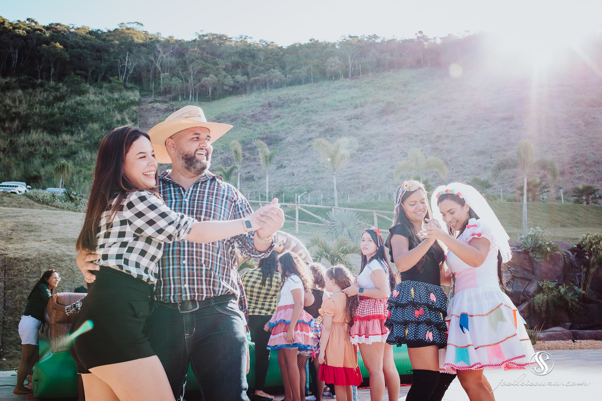 Ensaio Fotográfico Casal na Roça RJ