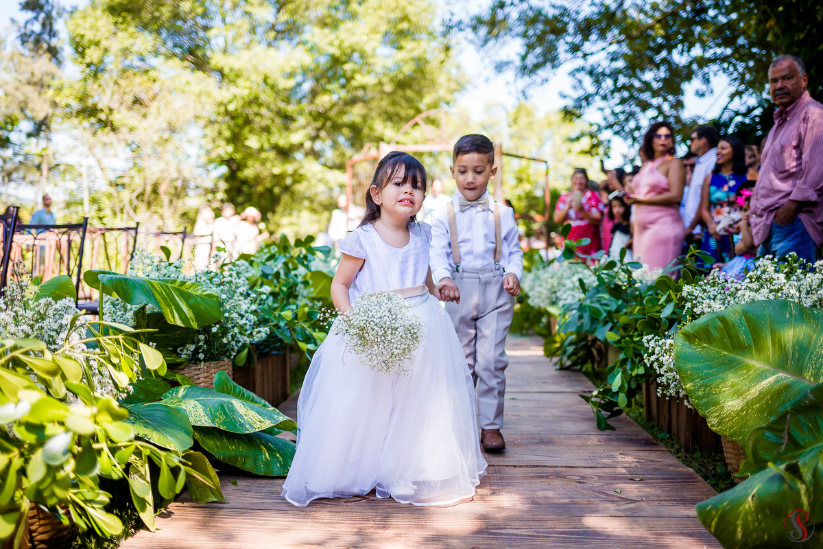 Daminhas e Pajens casamento de dia RJ - Fotografia de casamento ao ar livre