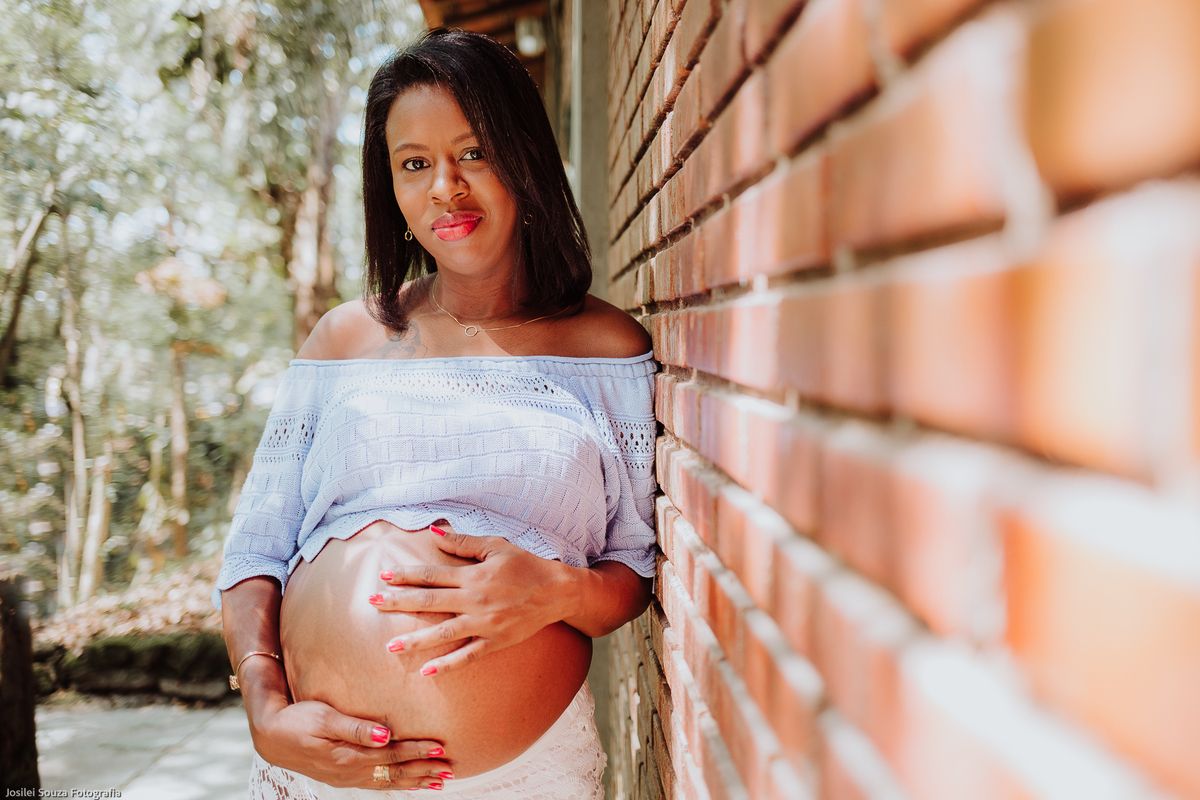 Ensaio de Grávida nas Ruínas do Parque da Cidade