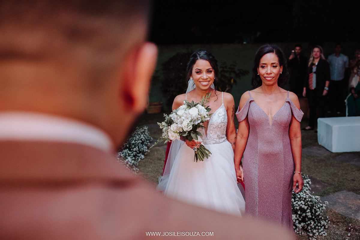 Noivo Emociado em Casamento