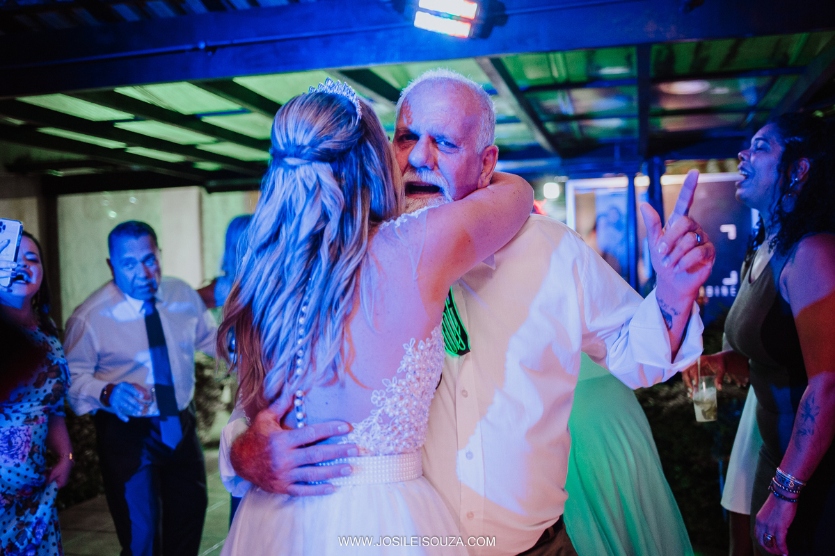 Pista de Dança no Espaço Casa da Praia 
 Casamento em Maricá - RJ