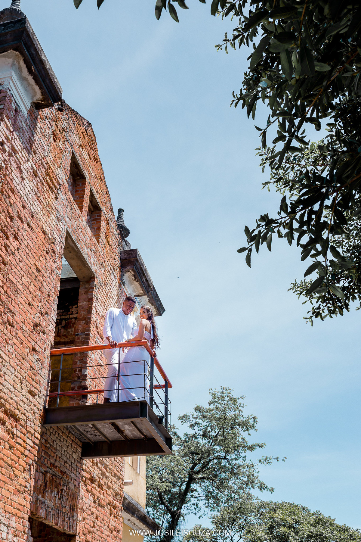 Ensaio Pré Wedding no Parque das Ruínas em Santa Teresa - RJ