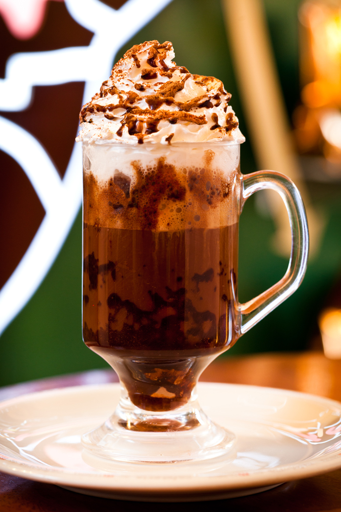 Foto de café gelado no museu do café em Santos-SP fotografado pelo fotógrafo Romero Cruz
