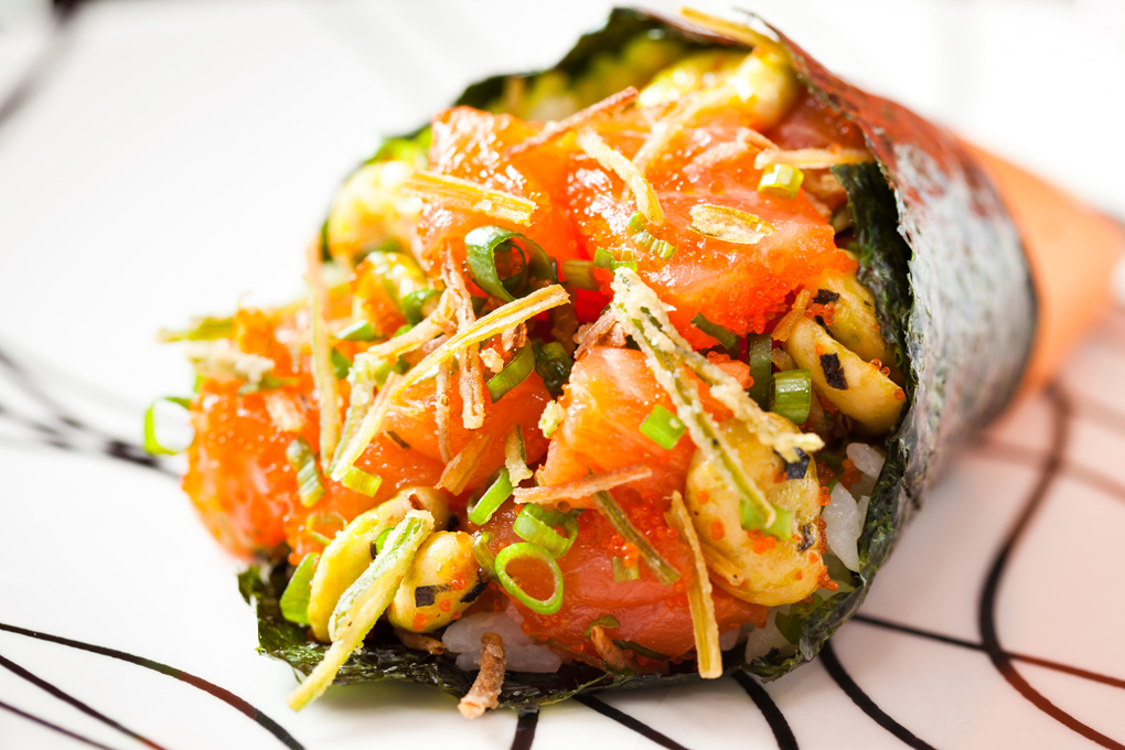 Temaki na fotografia gastronômica do fotógrafo profissional Romero Cruz