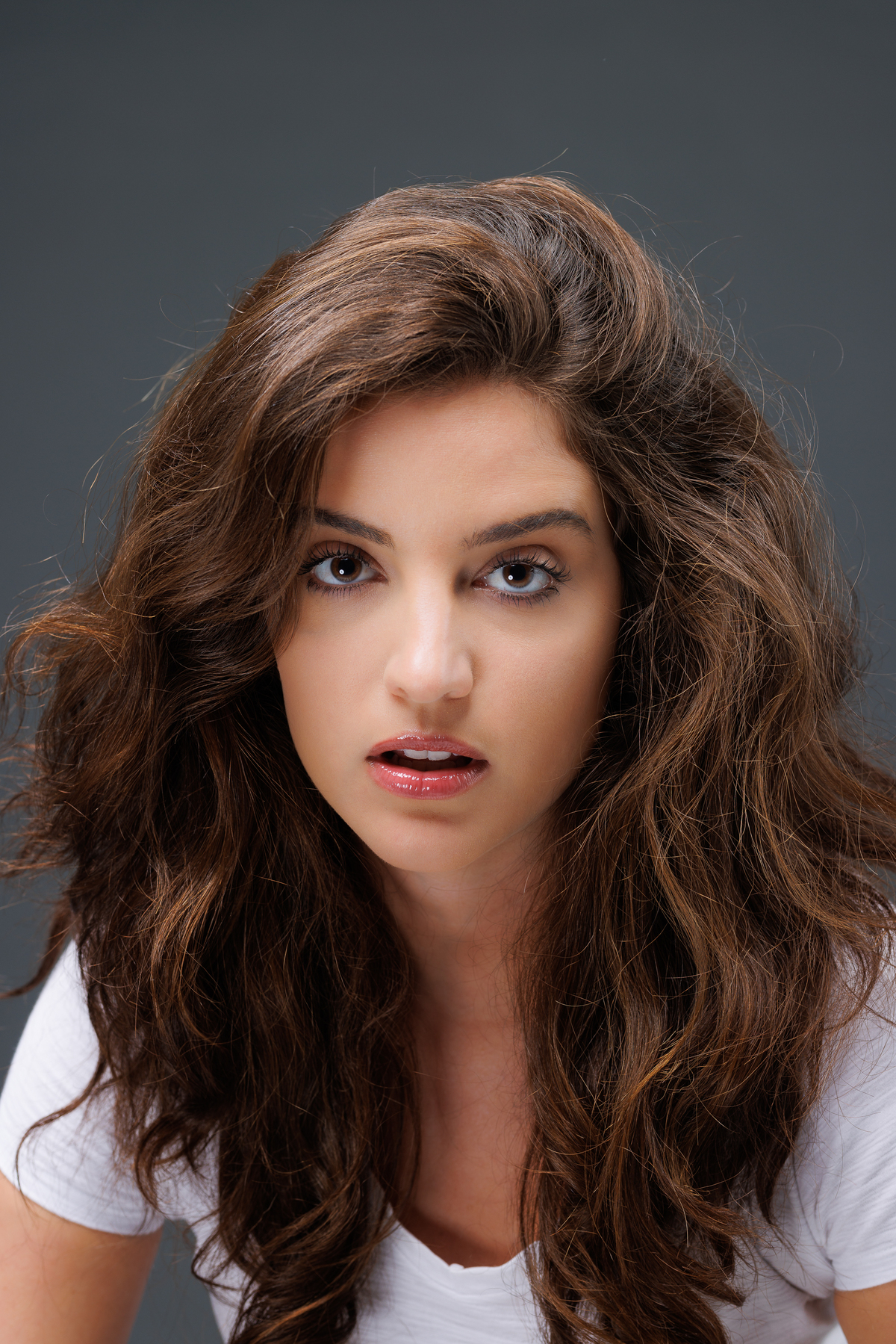 Ensaio fotográfico da atriz Luisa Ferrari feito pelo fotógrafo Romero Cruz em seu estúdio em São Paulo