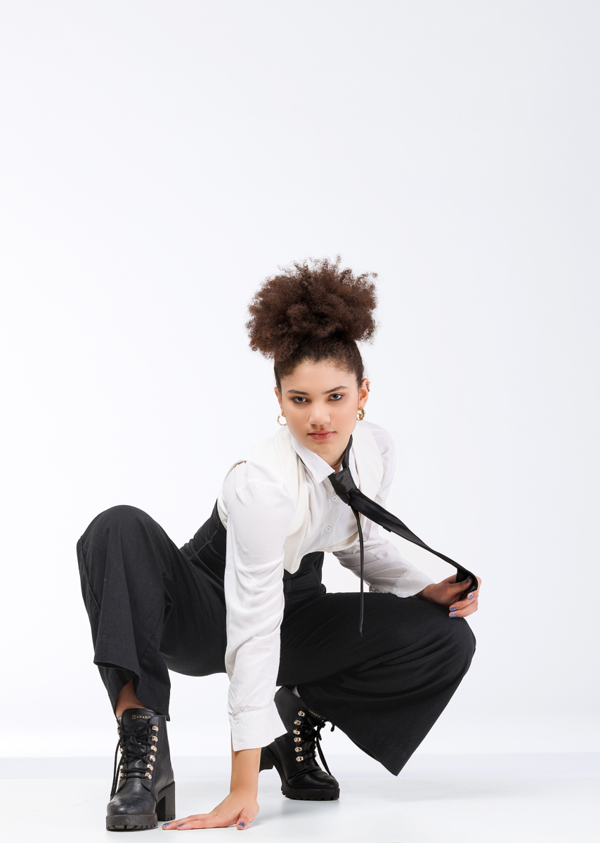 Belíssimo ensaio fotográfico com a modelo Fernanda Rayka feito pelo fotógrafo profissional Romero Cruz