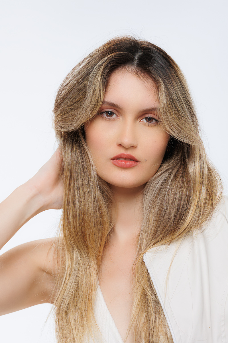 Modelo Maysa Tessinari fotografada por Romero Cruz