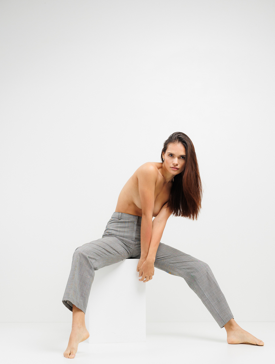 Modelo Renata Neves clicada pelo fotógrafo profissional Romero Cruz