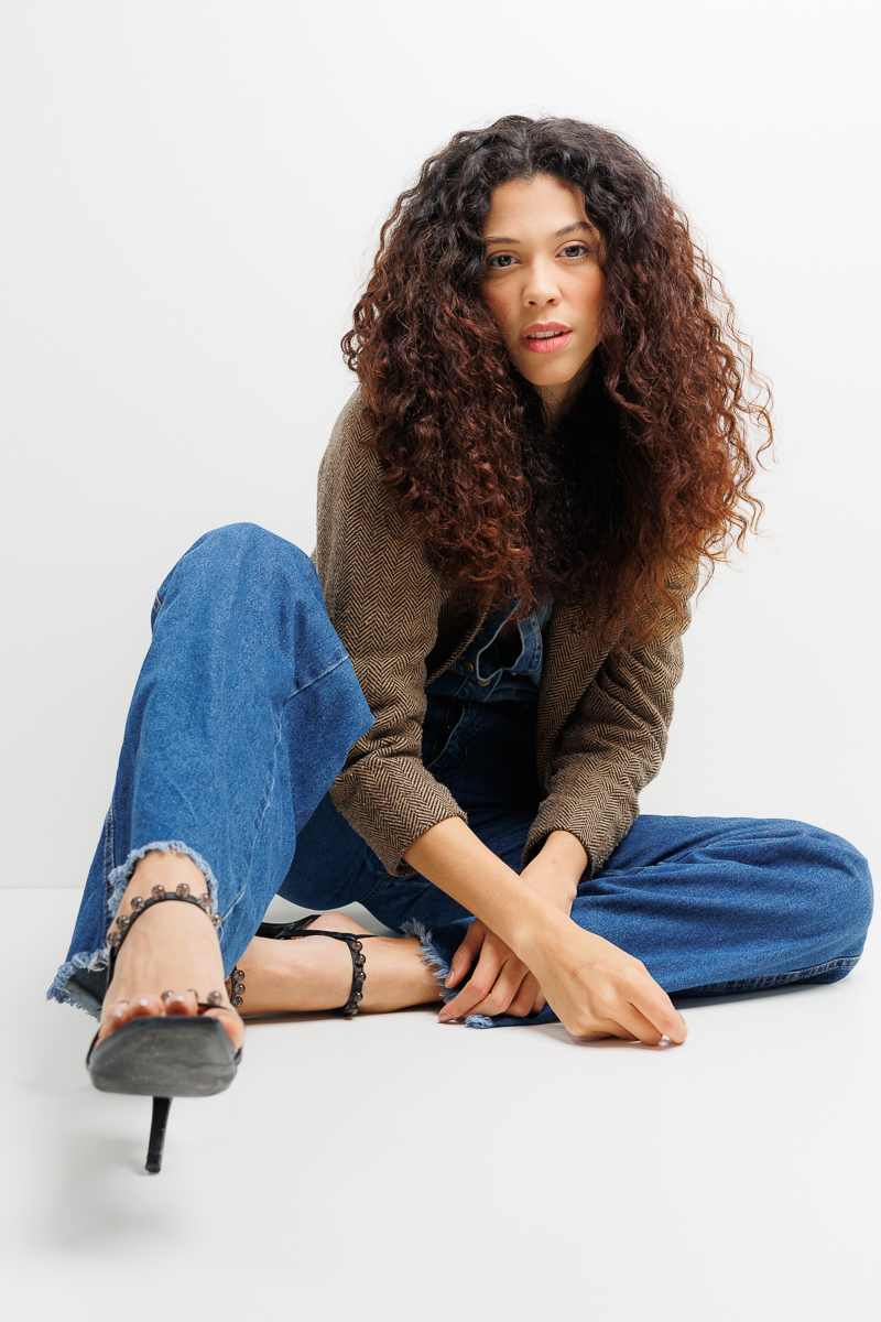 Ensaio fotográfico da Talita Nunes feita pelo fotógrafo Romero Cruz em estúdio em São Paulo