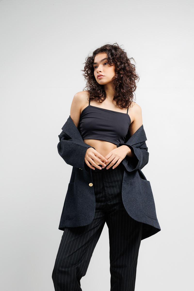 Fotógrafo Romero Cruz fotografou a modelo modelo Fernanda Bellini em  seu estúdio em São Paulo