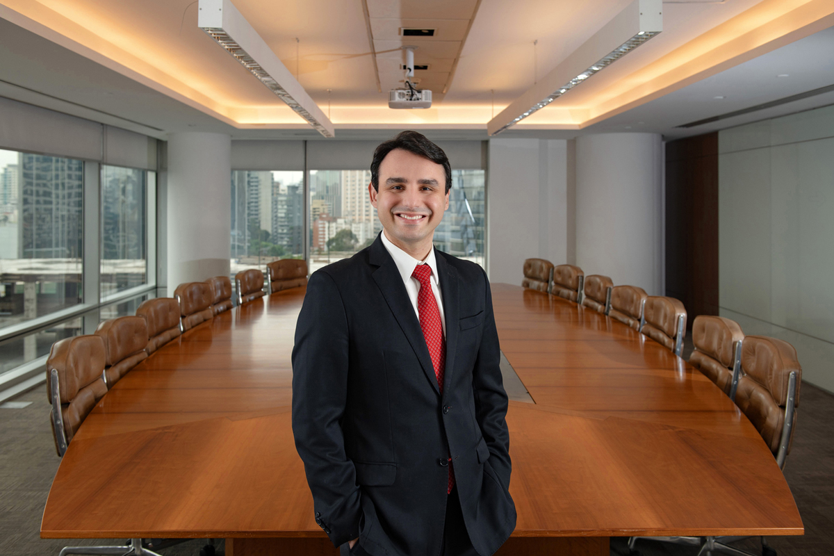 Retrato profissional corporativo feito pelo fotógrafo Romero Cruz