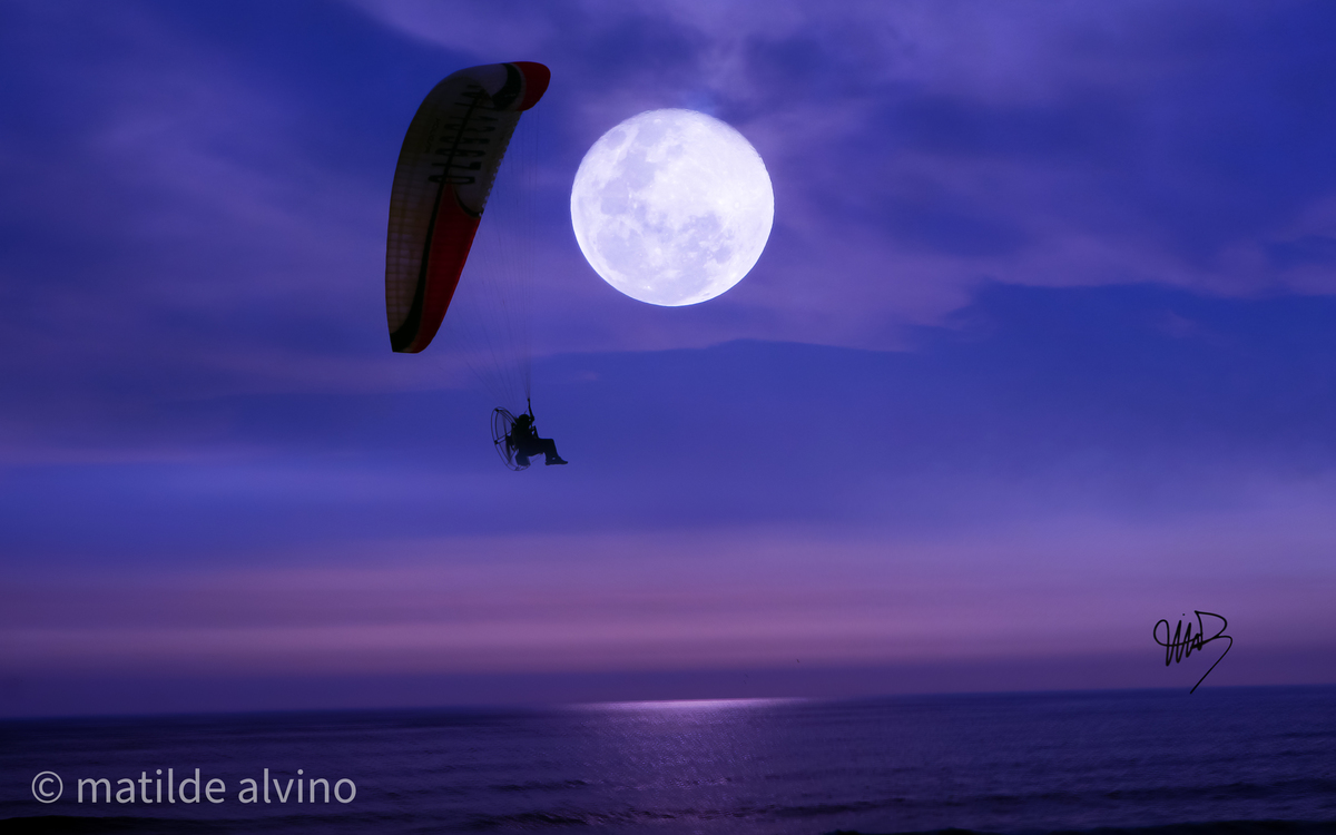 Parapente en la Costa Verde de Miraflores-LIma-Perú