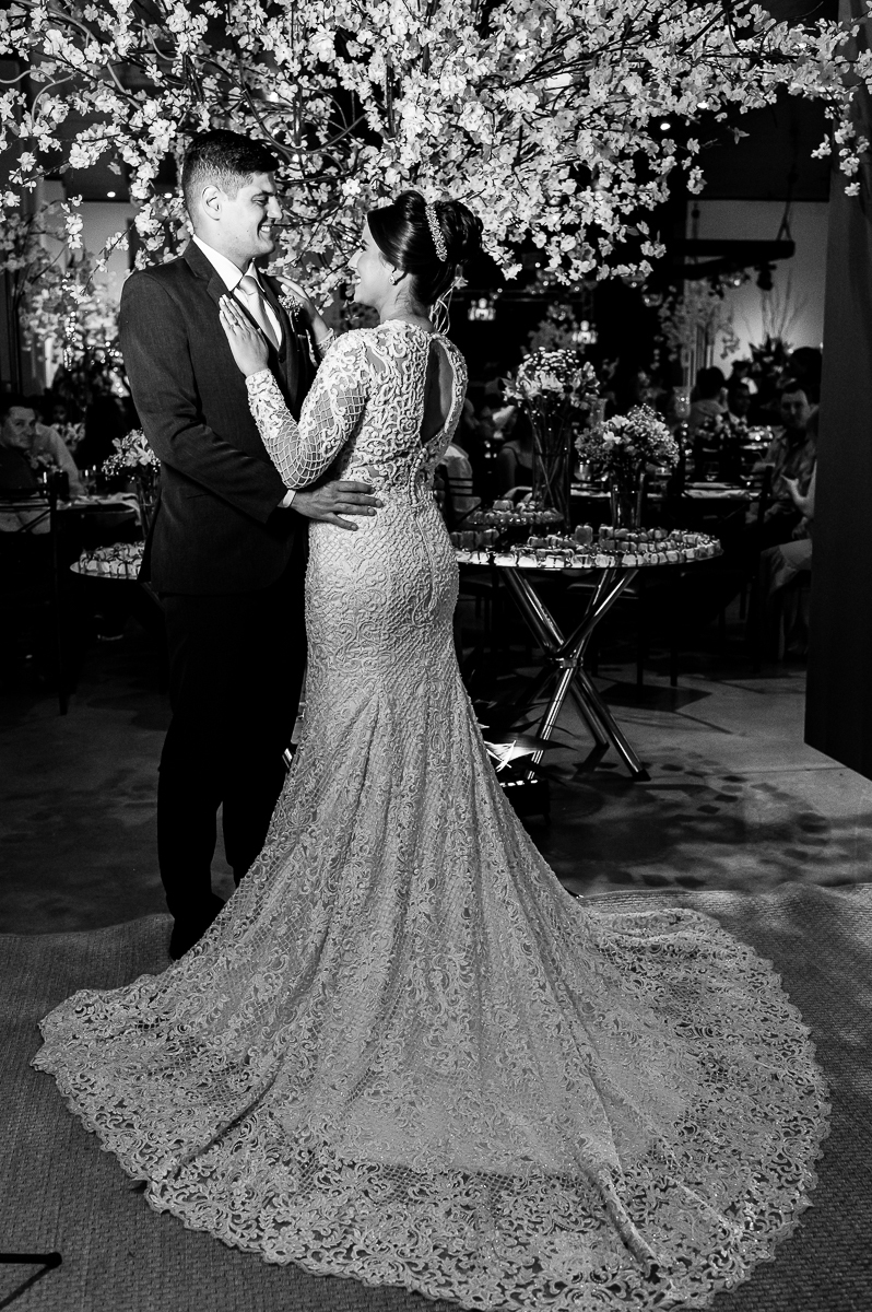 Casamento Letícia e Rafael , Patos de Minas-MG, vestido de noiva, noivas 2023 , noivas 2024, Fotografo de Casamento, Wellington Guimarães