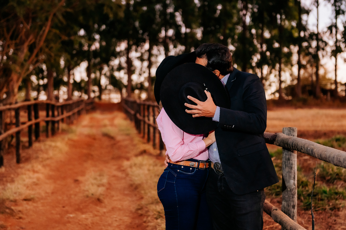 Ensaio Ana Lara e Josimar, fotos de casal , noivas2024 , casamento , fotos de casal , Wellington Guimarães Fotógrafo de casamento