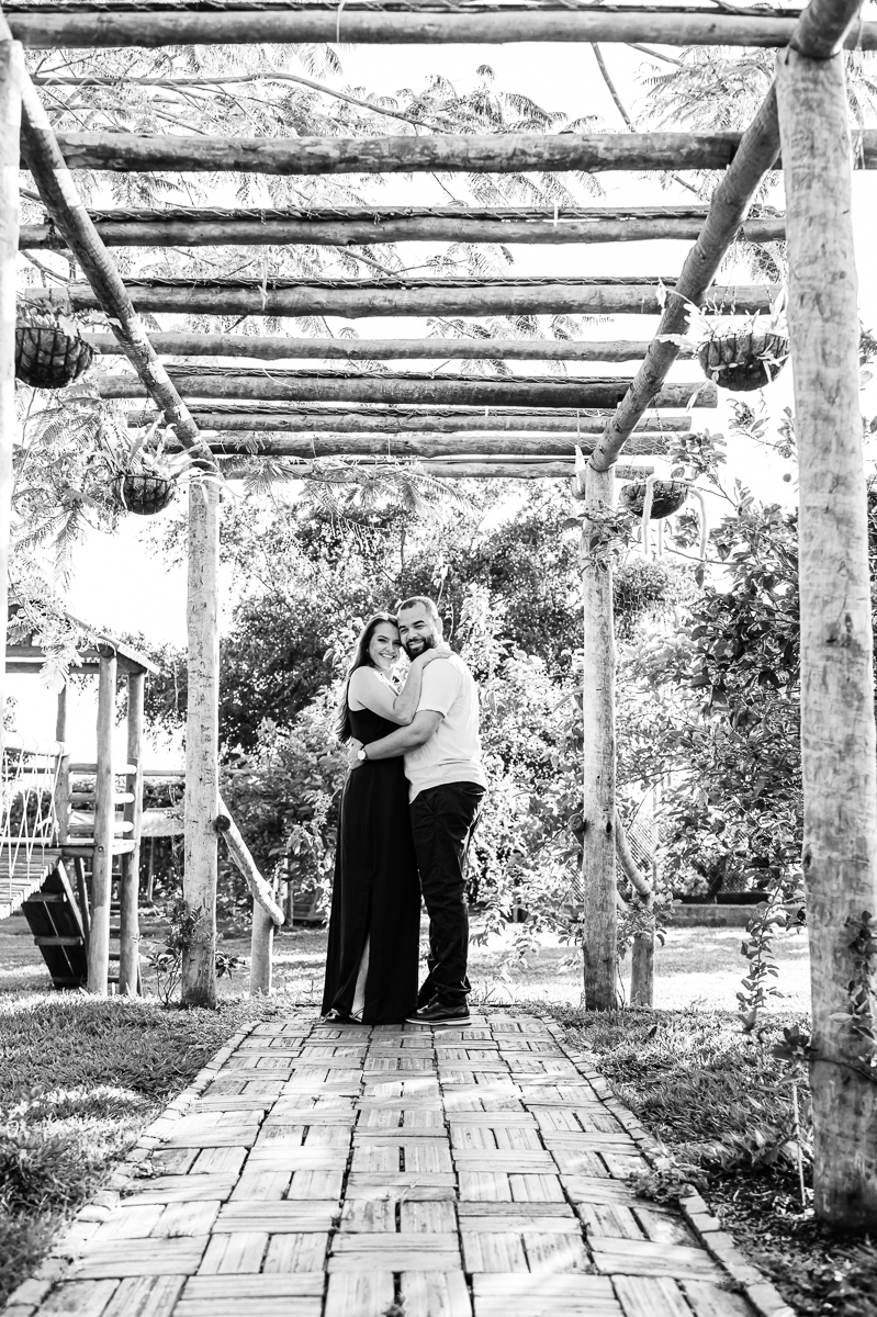 Ensaio namoro Flávia e Rafael , fotos de casal , noivas 2024 , noivas 2025 , Wellington Guimarães Fotógrafo