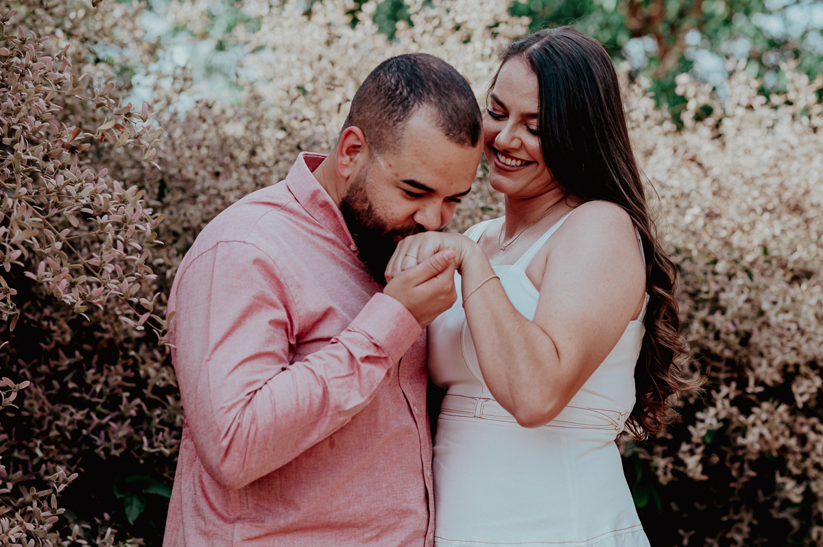 Ensaio namoro Flávia e Rafael , fotos de casal , noivas 2024 , noivas 2025 , Wellington Guimarães Fotógrafo