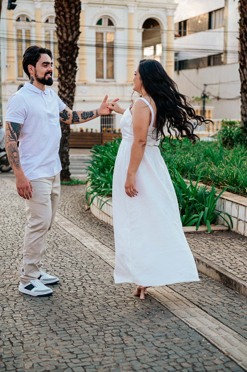 Wellington Guimarães Fotografo, Ensaios Patos de Minas,MG, Casais, noivos, album de casamento, fotos
fotografia
