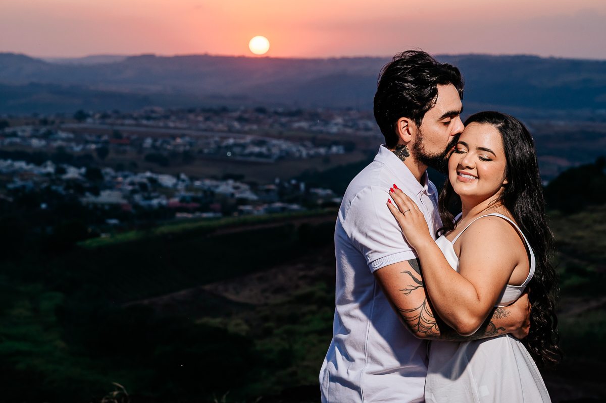 Wellington Guimarães Fotografo, Ensaios Patos de Minas,MG, Casais, noivos, album de casamento, fotos
fotografia