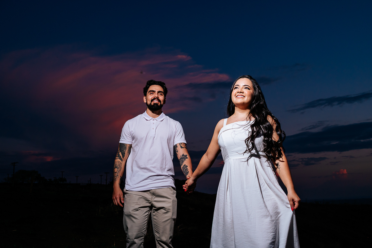 Wellington Guimarães Fotografo, Ensaios Patos de Minas,MG, Casais, noivos, album de casamento, fotos
fotografia