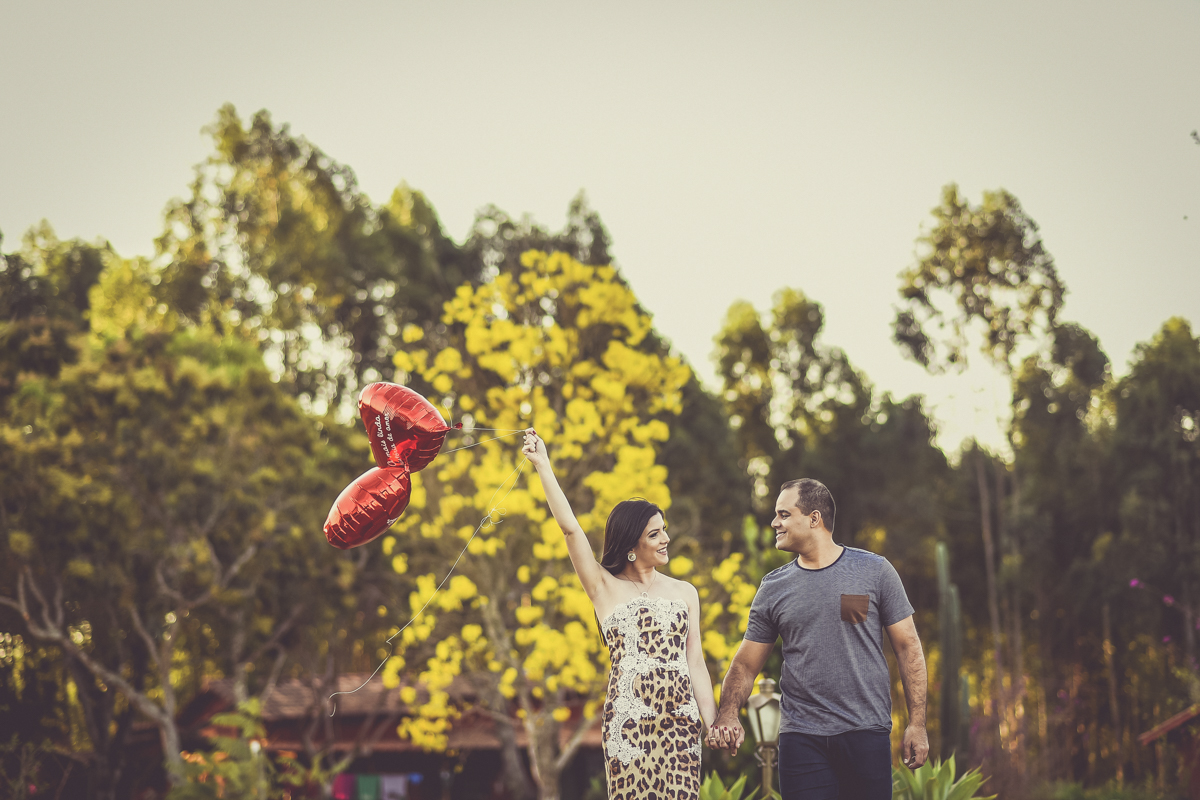 ensaio de casal, sessão namoro Franklin e Talita, casais 2018, casamento Patos de Minas-MG, lindas fotos de casal, Wellington Guimarães Fotógrafo