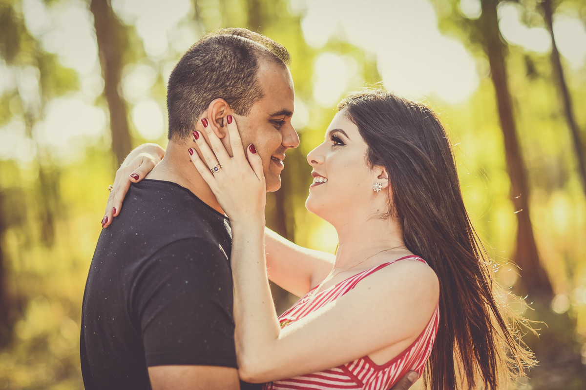 ensaio de casal, sessão namoro Franklin e Talita, casais 2018, casamento Patos de Minas-MG, lindas fotos de casal, Wellington Guimarães Fotógrafo