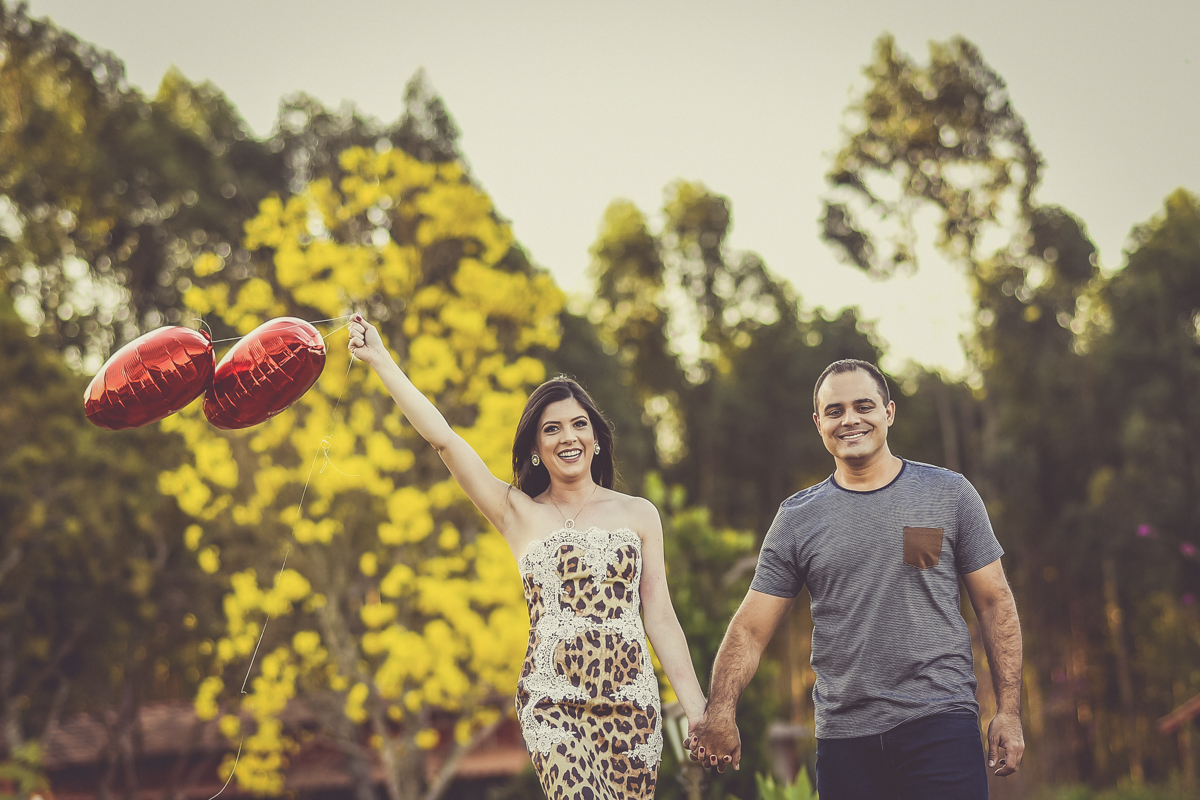 ensaio de casal, sessão namoro Franklin e Talita, casais 2018, casamento Patos de Minas-MG, lindas fotos de casal, Wellington Guimarães Fotógrafo