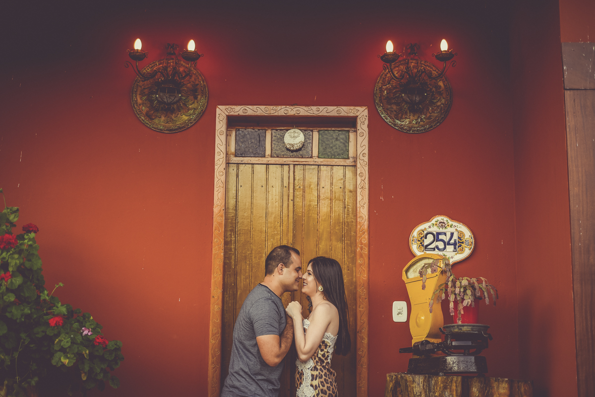 ensaio de casal, sessão namoro Franklin e Talita, casais 2018, casamento Patos de Minas-MG, lindas fotos de casal, Wellington Guimarães Fotógrafo