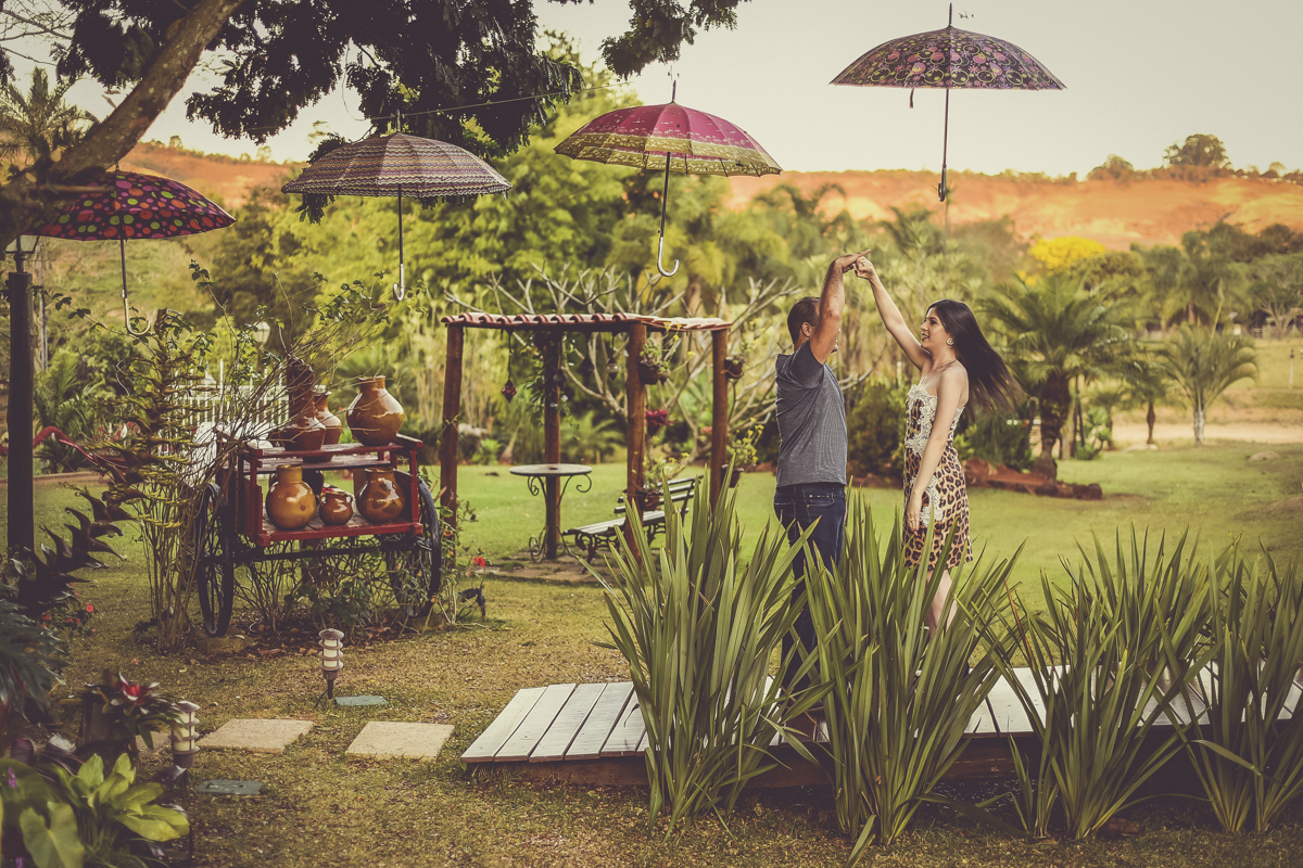 ensaio de casal, sessão namoro Franklin e Talita, casais 2018, casamento Patos de Minas-MG, lindas fotos de casal, Wellington Guimarães Fotógrafo