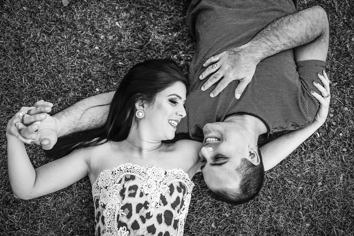 ensaio de casal, sessão namoro Franklin e Talita, casais 2018, casamento Patos de Minas-MG, lindas fotos de casal, Wellington Guimarães Fotógrafo