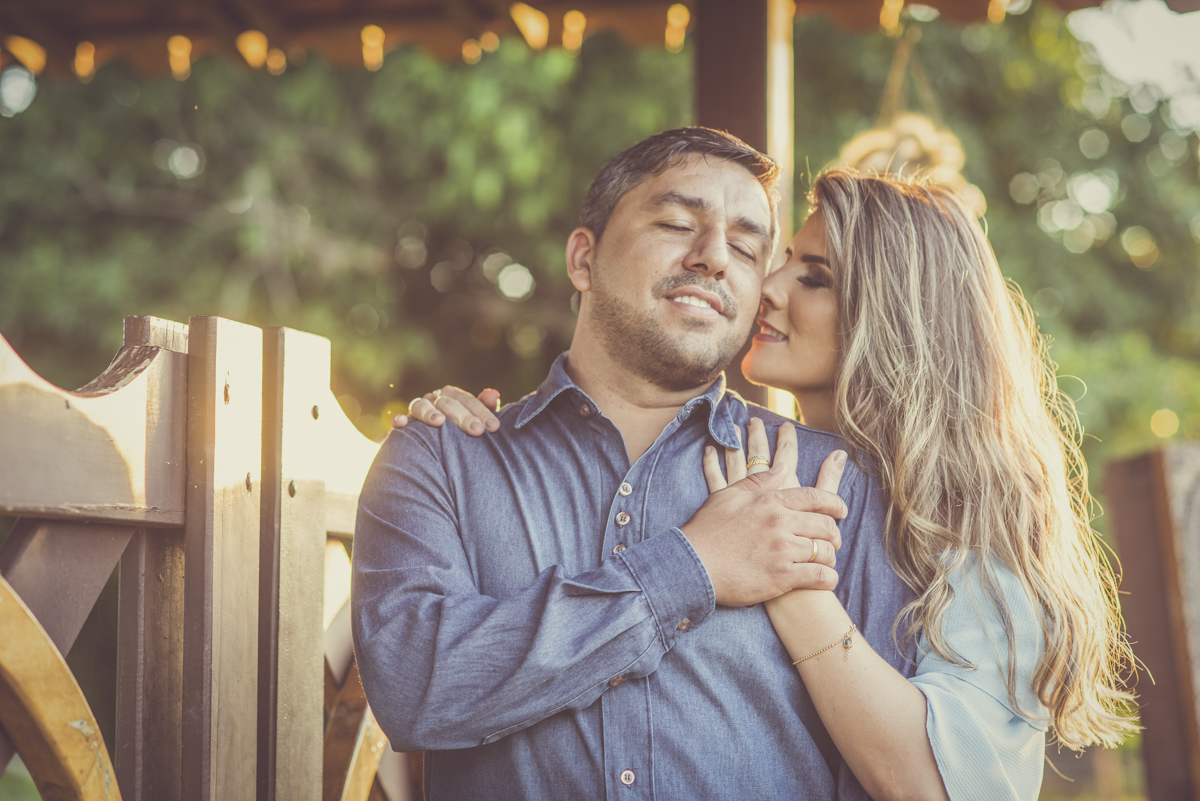 Sessão de fotos de Casal, namorando Lenizy e Vander Jr. Rio Paranaíba-MG, Wellington Guimarães Fotografias
