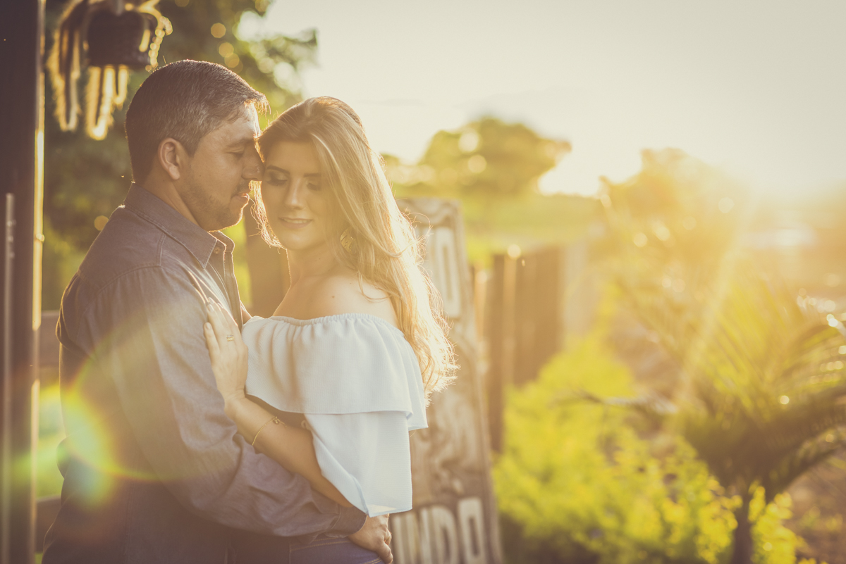 Sessão de fotos de Casal, namorando Lenizy e Vander Jr. Rio Paranaíba-MG, Wellington Guimarães Fotografias