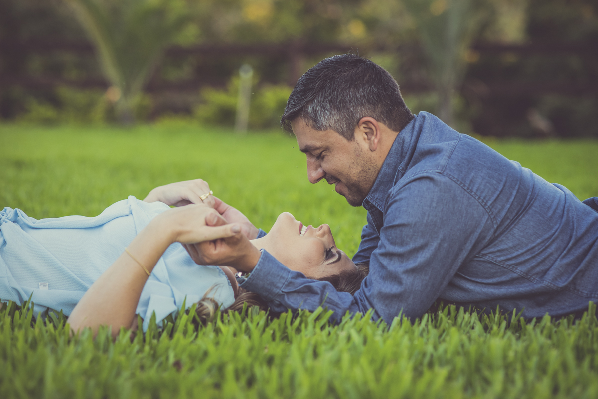 Sessão de fotos de Casal, namorando Lenizy e Vander Jr. Rio Paranaíba-MG, Wellington Guimarães Fotografias