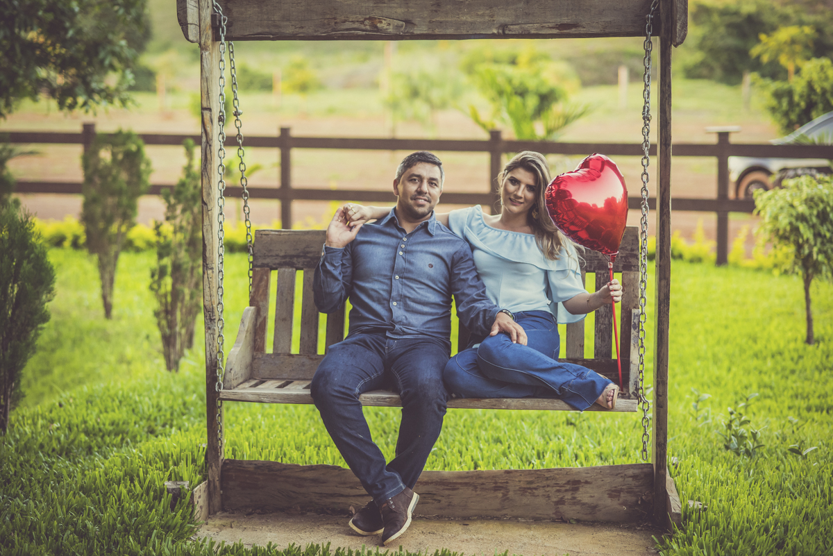 Sessão de fotos de Casal, namorando Lenizy e Vander Jr. Rio Paranaíba-MG, Wellington Guimarães Fotografias