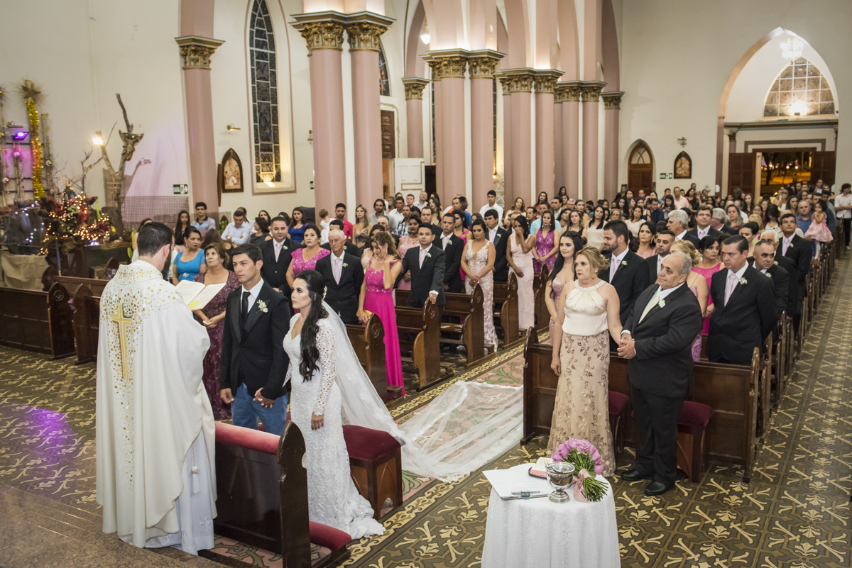 Casamento Luana e Ênio, Igreja matriz de Santo Antônio, Patos de Minas-MG, Wedding, noivas, noivas, Wellington Guimarães Fotografias
